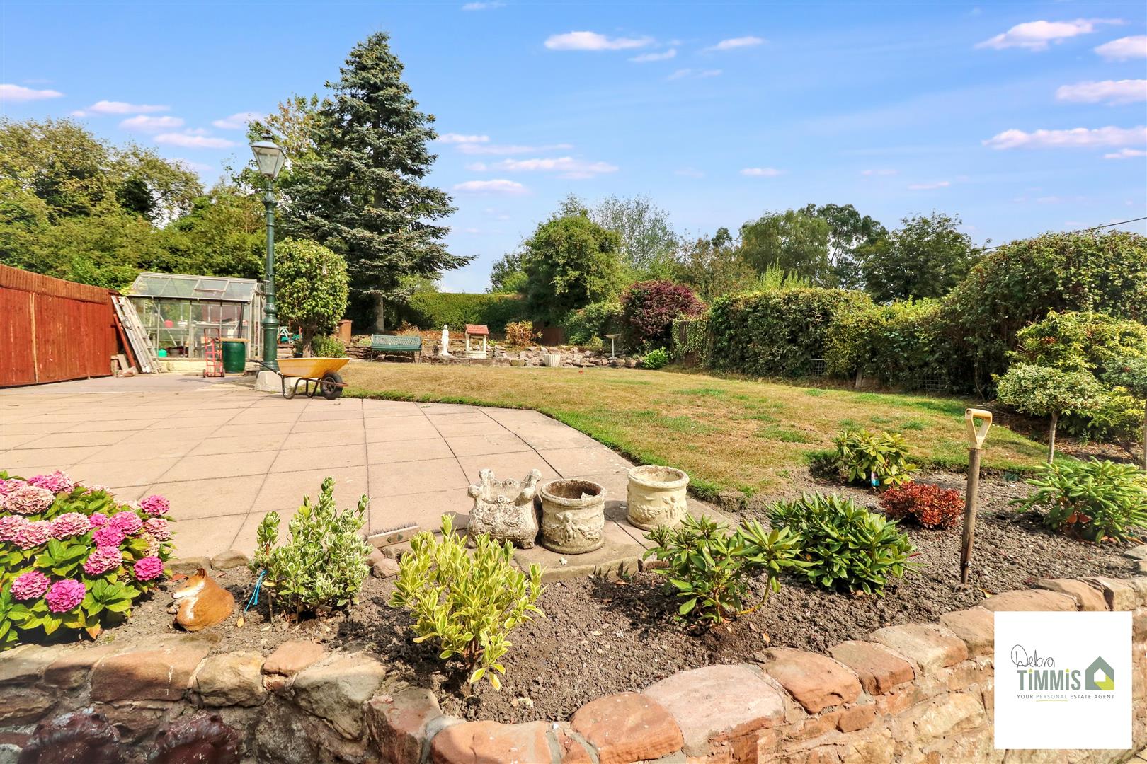 3 bed property in Knypersley Road, Stoke-On-Trent